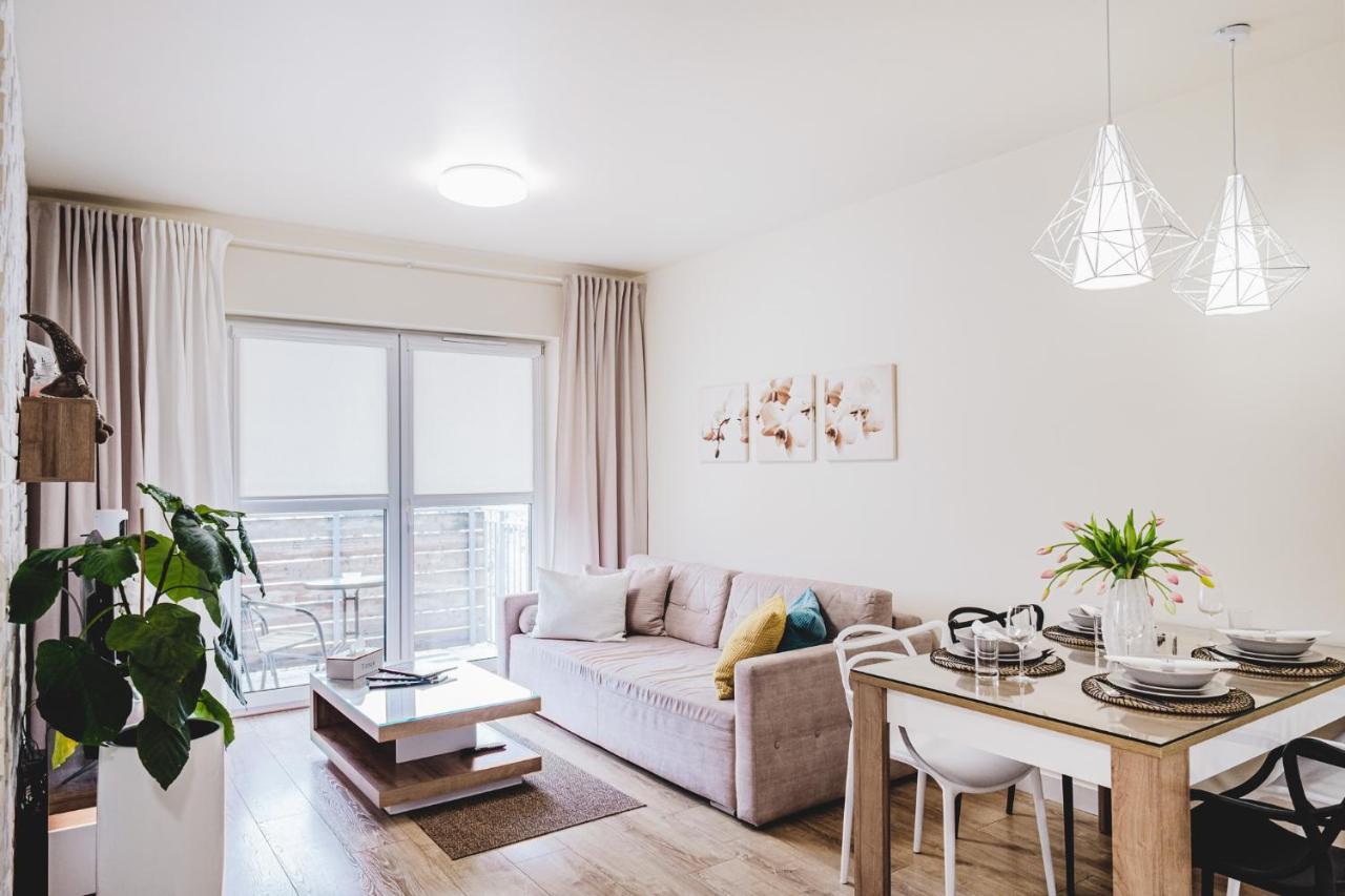 Apartament Niko ทอรูน ภายนอก รูปภาพ