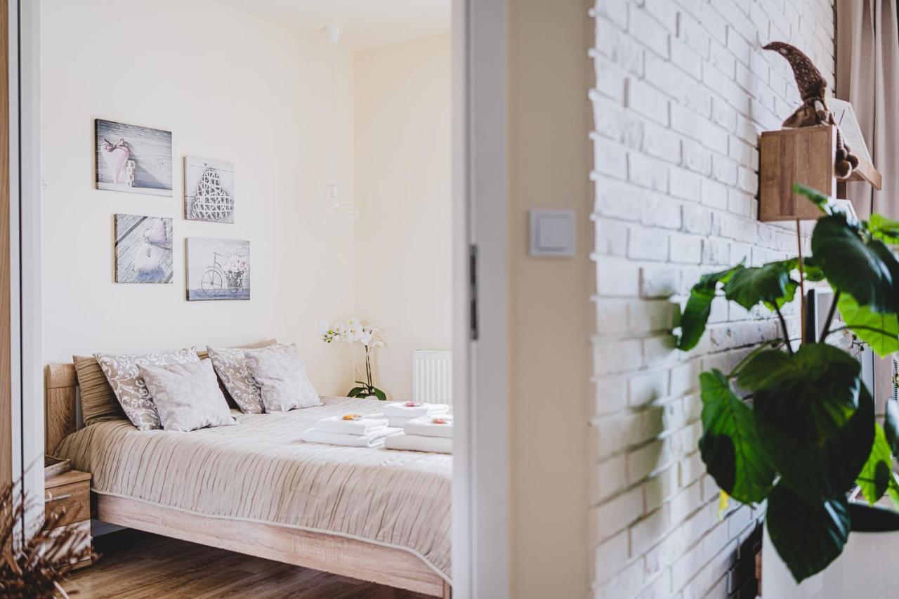 Apartament Niko ทอรูน ภายนอก รูปภาพ