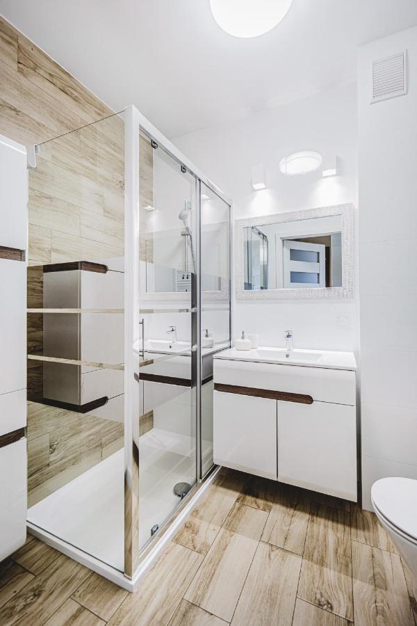 Apartament Niko ทอรูน ภายนอก รูปภาพ