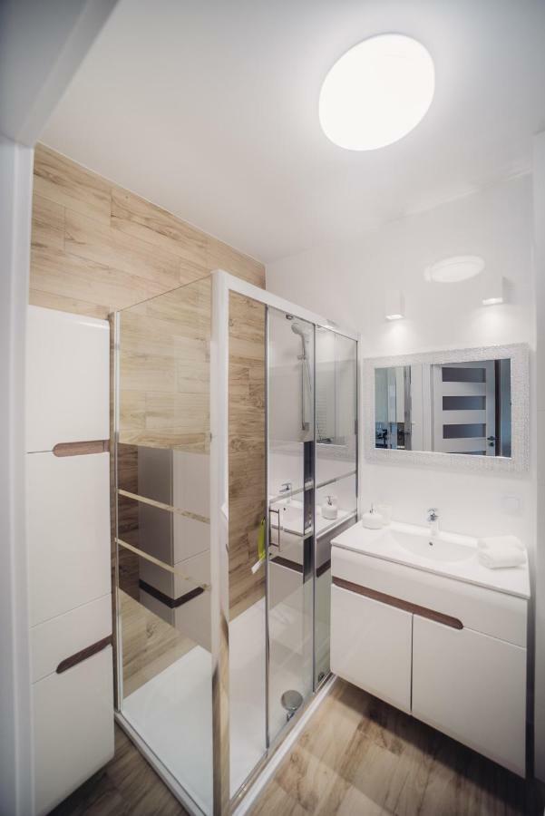 Apartament Niko ทอรูน ภายนอก รูปภาพ